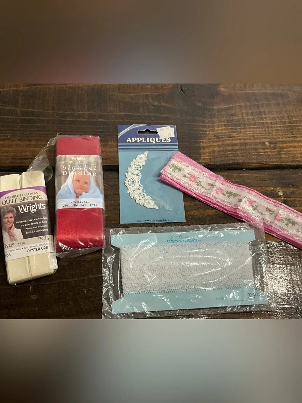 Vintage Assorted Lot of Craft Sewing Items Trim Appliqués Wrights NOS